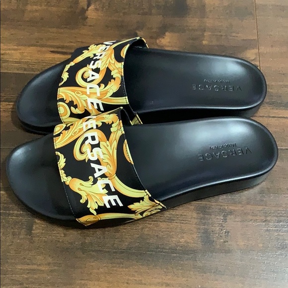 Versace slides size 11 - Picture 3 of 6